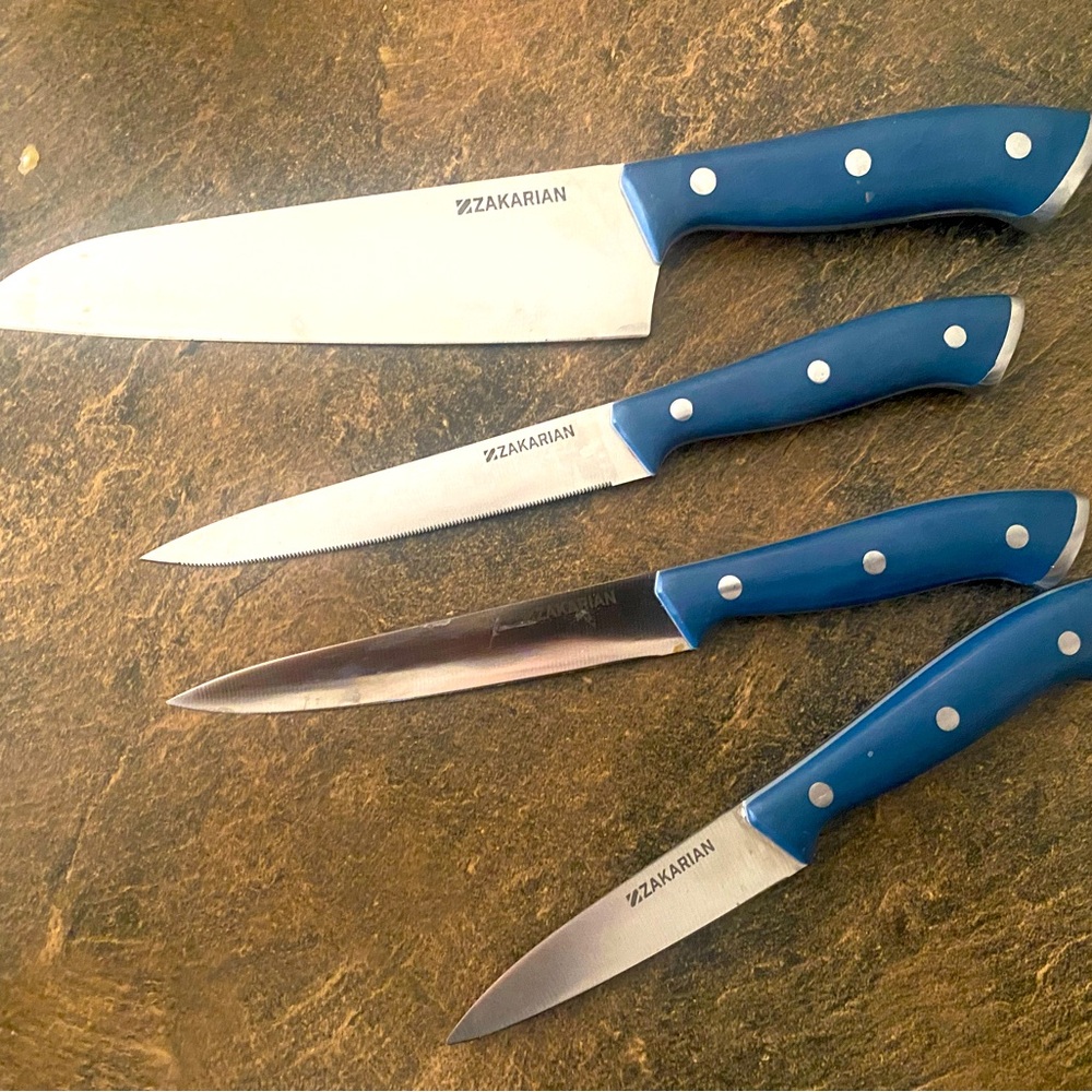 Zakarian Kitchen Knife Set